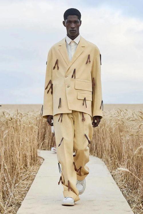 巴黎时装秀背景音乐,探寻音乐与时尚的完美融合