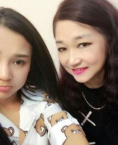 和老妈的生活照,与老妈的温馨时光